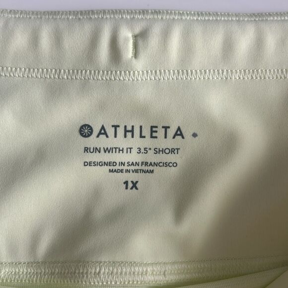 Athleta Women’s Run with It 3.5” Short Size 1X - Picture 4 of 7